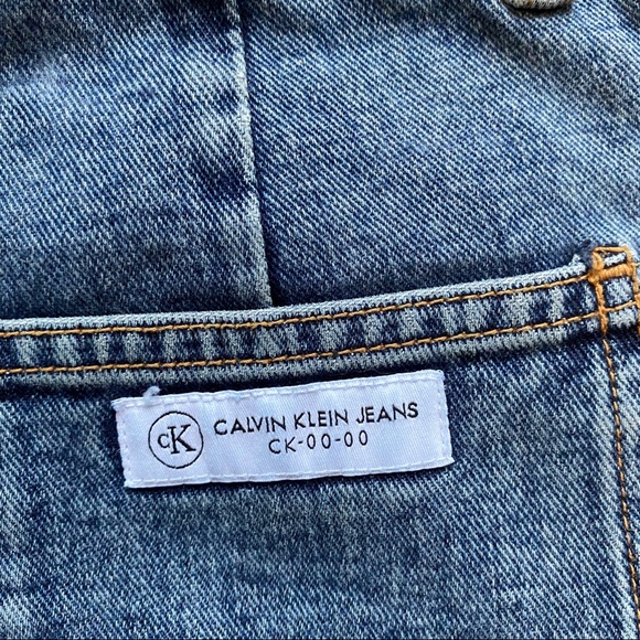 NWT Calvin Klein Vintage Denim Shorts - Picture 5 of 11